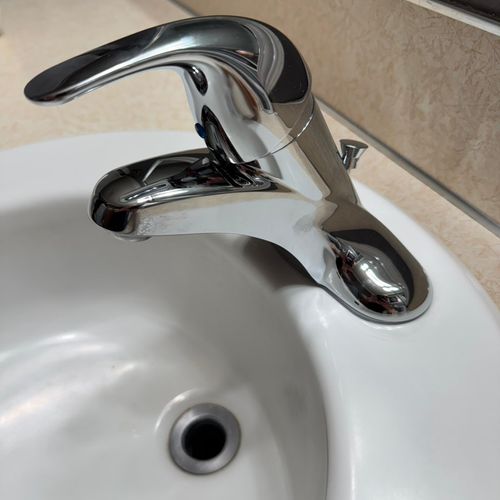 Leaking bathroom faucet repaired. Cameron was quic