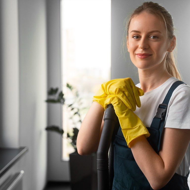 Cleaning Queens