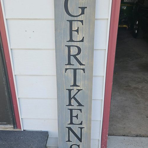 Vertical name sign