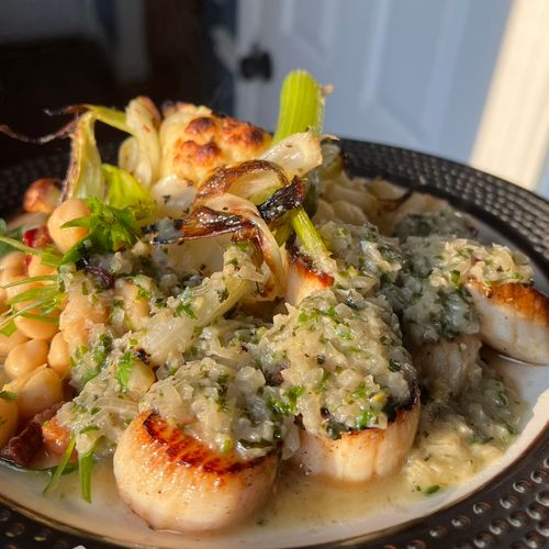 Seared Scallops With Shallot And Herb Sauce