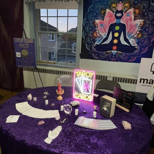 Tarot and Psychic Reader Entertainment