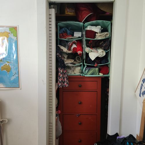 Closet #2 - Before 