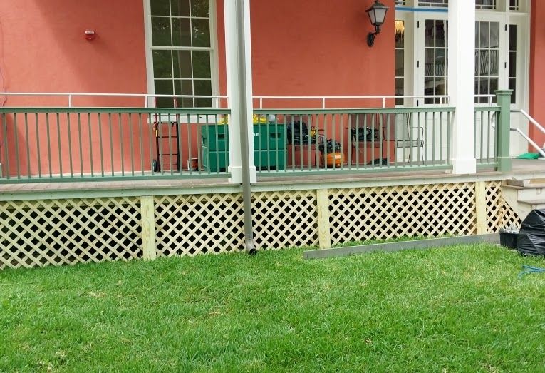 handrail/ lattice work