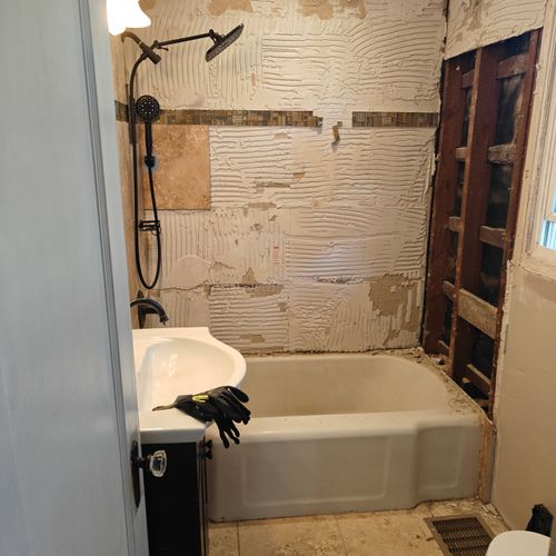 Shower and Bathtub Repair