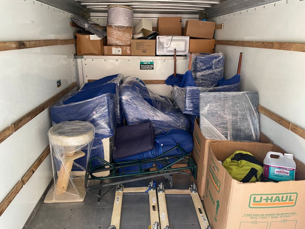 I LIKE TO MOVE IT MOVERS