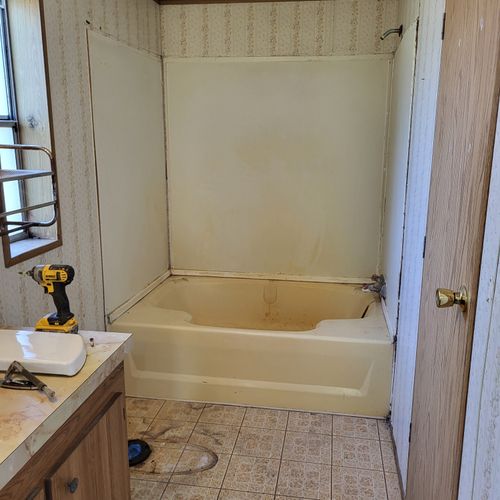 Shower and Bathtub Installation or Replacement