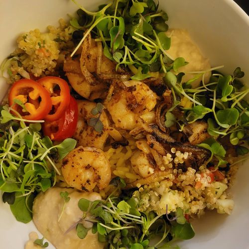 Mediterranean Shrimp and Quinoa Bowl