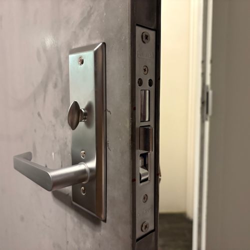 Lock Installation and Repair