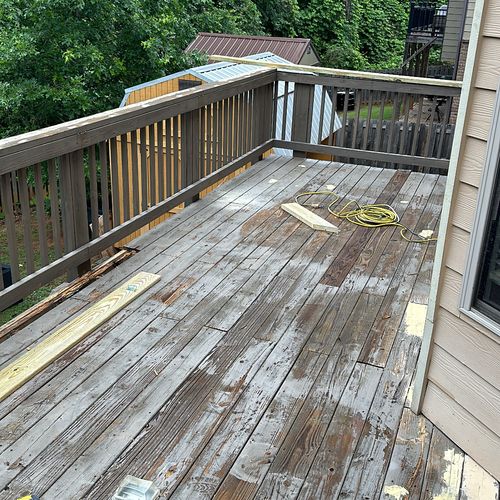 Deck Staining and Sealing