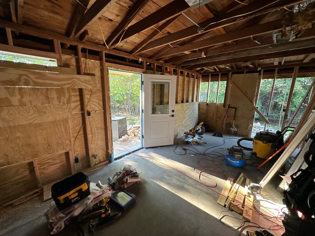 Full kitchen re-frame 