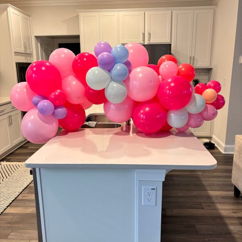 Small Balloon Garland for intimate home birthday c