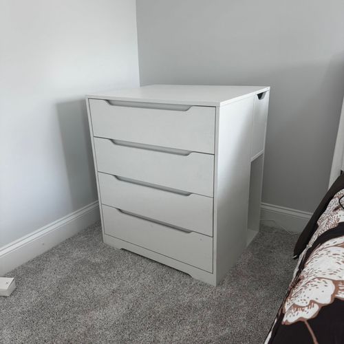 Dresser assembly 