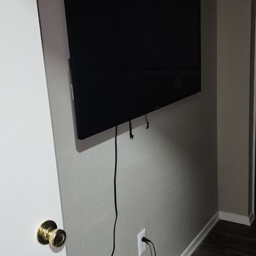 40 Inch Wires Not Hidden