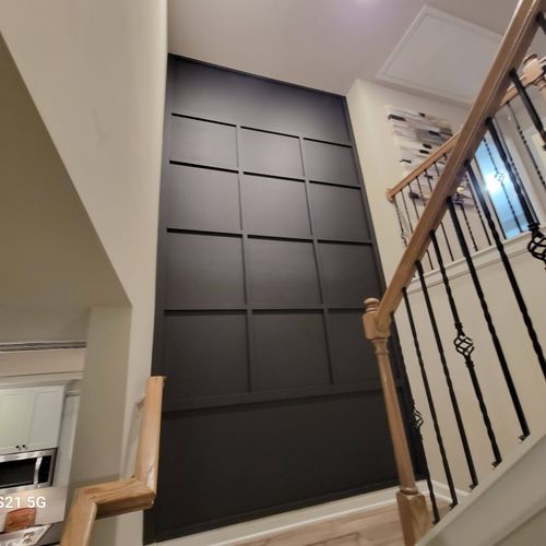 accent wall on stairwell 