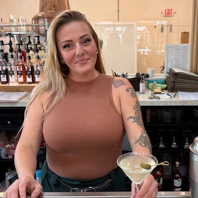 Avatar for Bay Bartending