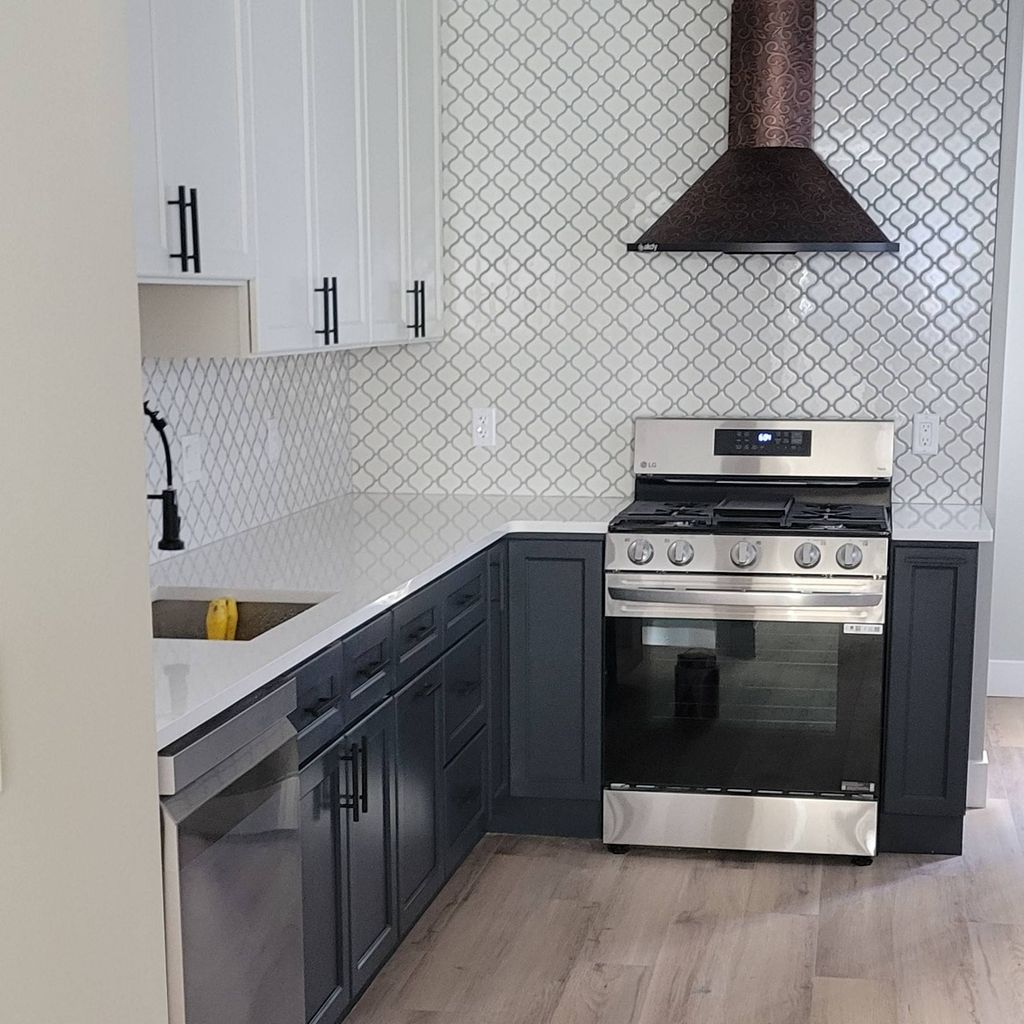 HERRERA FLOORING HOME REMODELING LLC