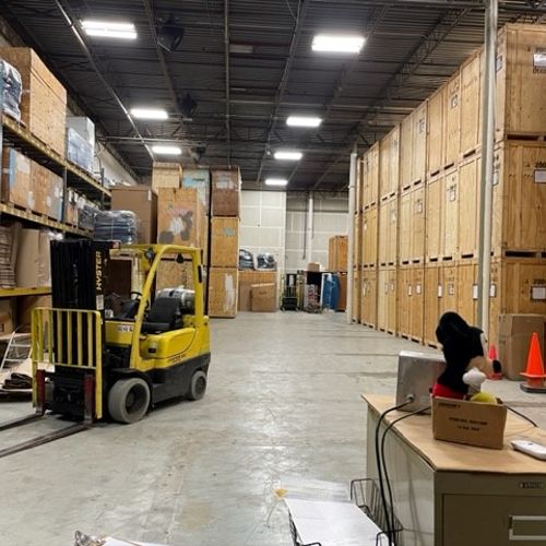 Professional Warehouse