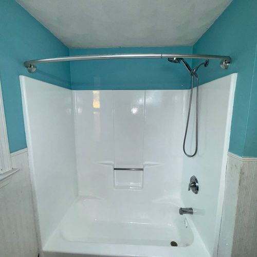 Bathtub repair and paint 