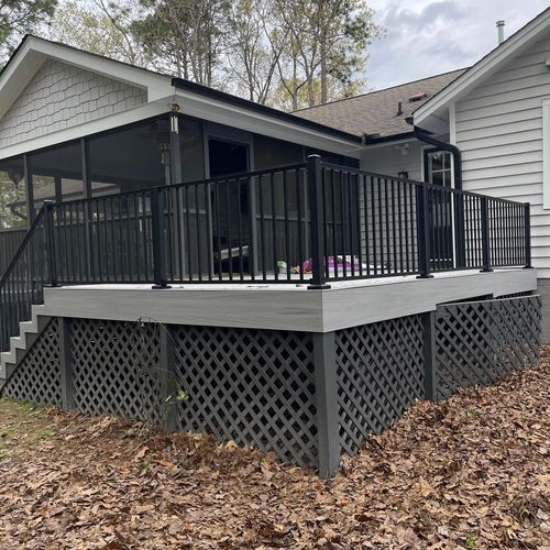 Nice deck with trex decking and aluminum handrails