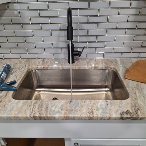 Kitchen faucet install