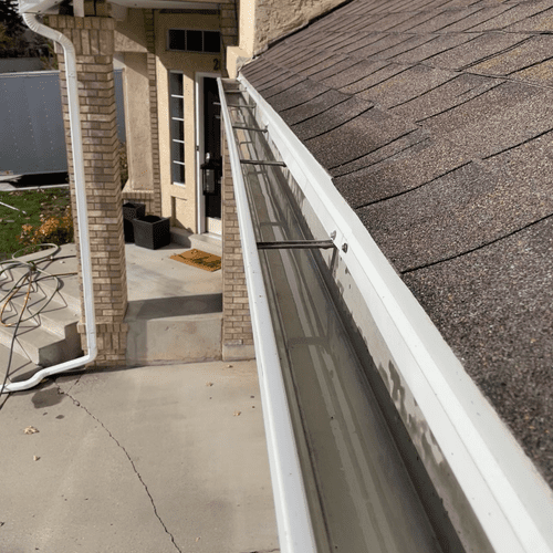 Gutter Cleaning and Maintenance