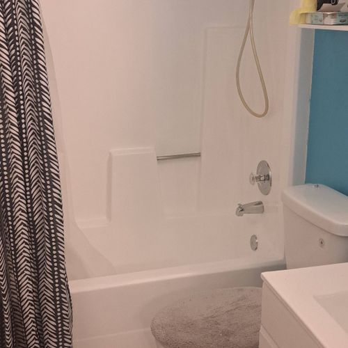 bathtub refinishing