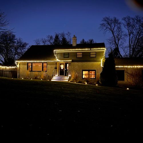 Diaz Contracting completed our holiday lights maki