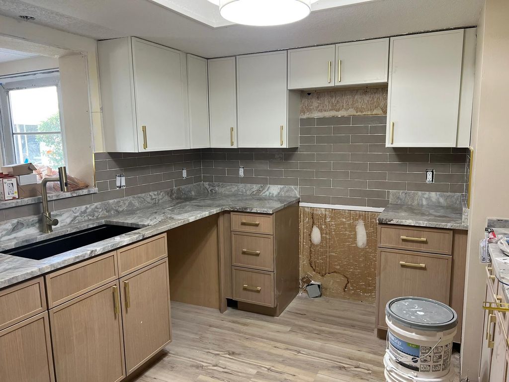 Backsplash project done