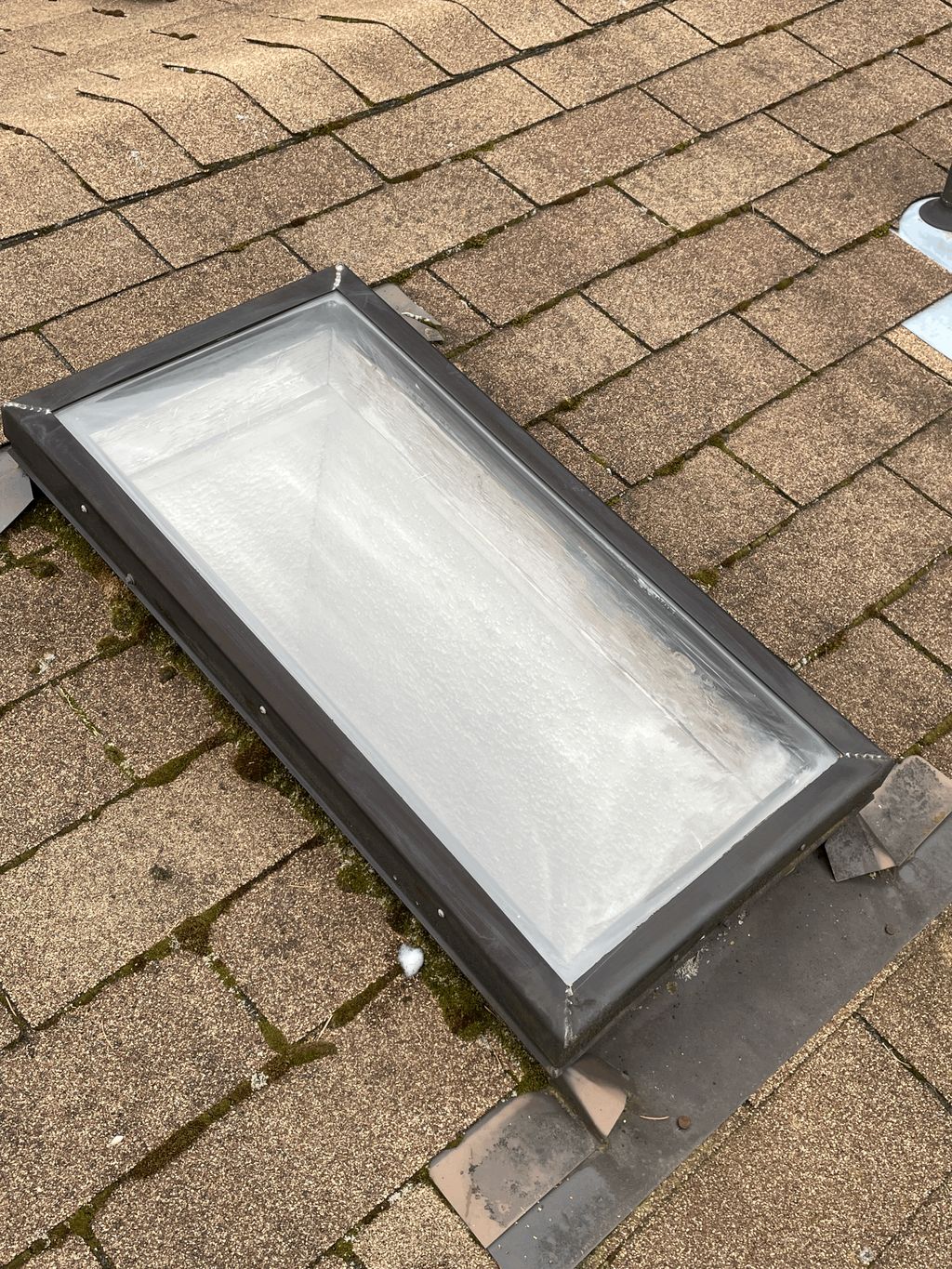 Clean skylight