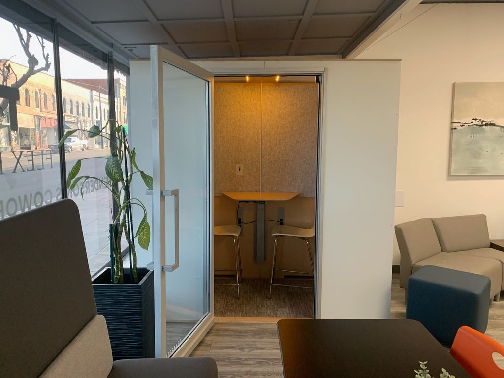 Silent Phone Booth/Podcast Booth