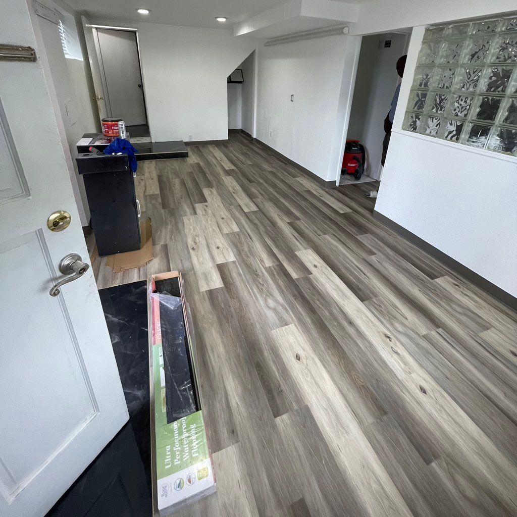 Luis Flooring