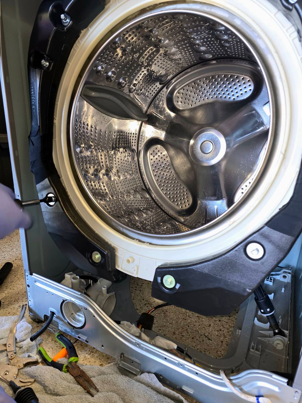 Deep Cleaning of the Washer 