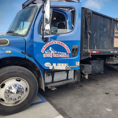 Avatar for JD HAULING & DEMOLITION
