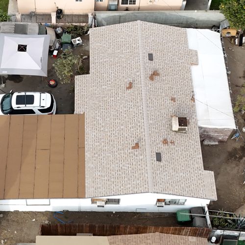 asphalt shingles roof replacement - completed.