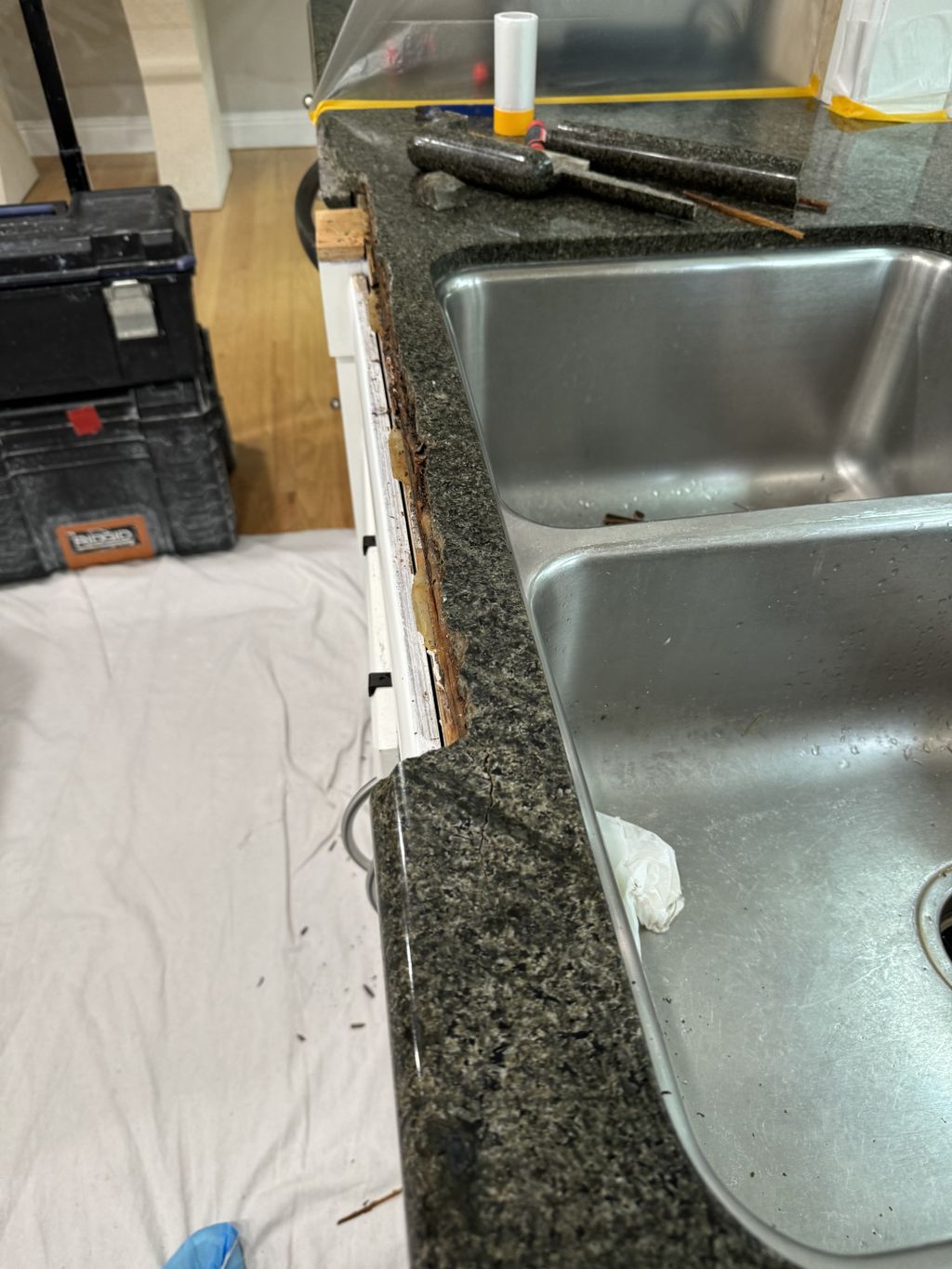 Countertop Repair or Maintenance