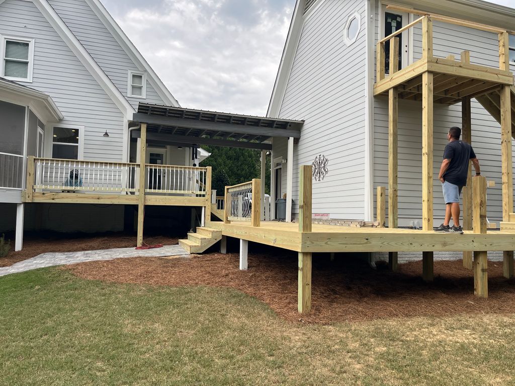 Apartment conversion over garage with new deck & s