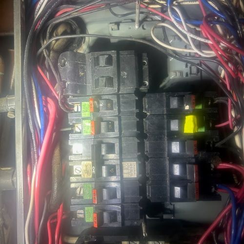 Circuit Breaker Panel or Fuse Box Repair