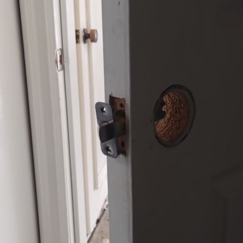 Lock Installation and Repair