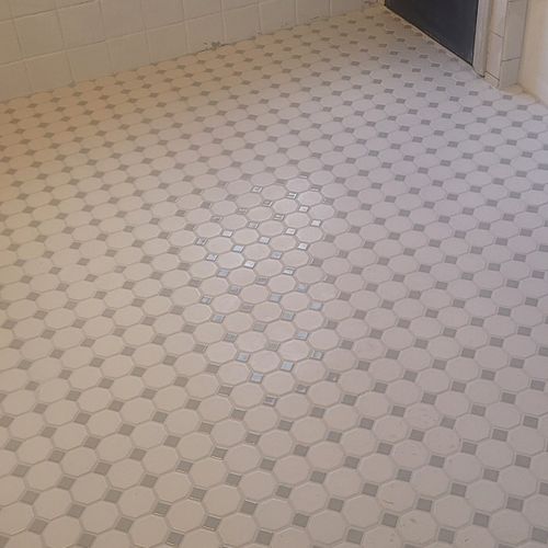 If you’re looking for someone to install tile at a