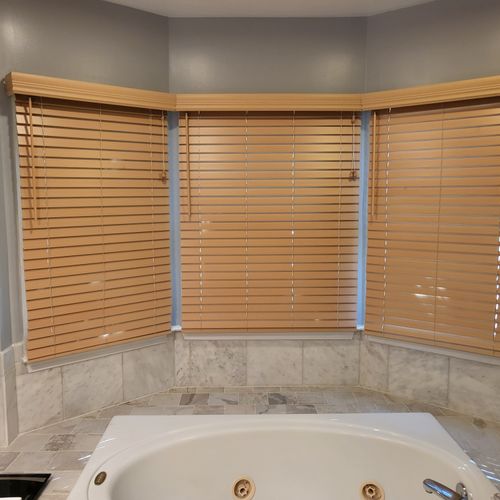 faux wood blinds