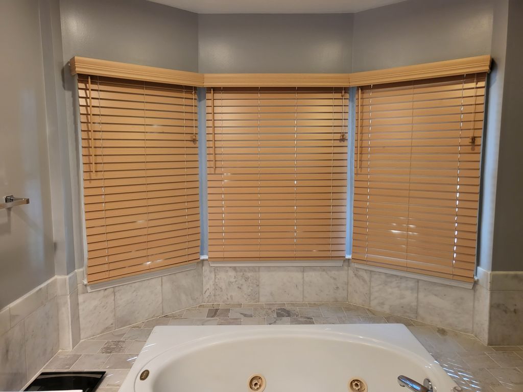 faux wood blinds