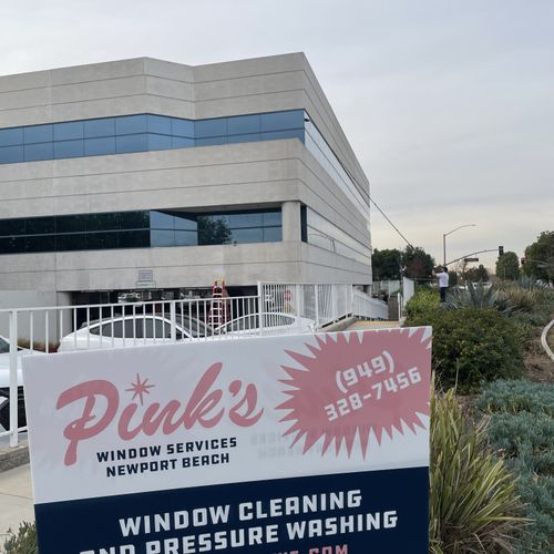 2-story building - Windows Washing