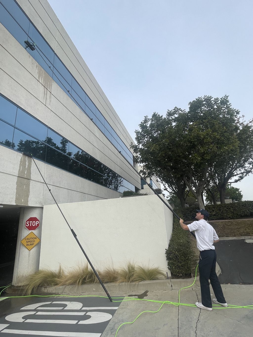 2-story building - Windows Washing