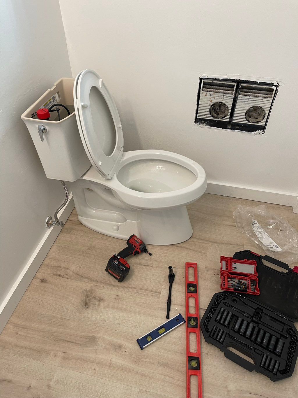🚽