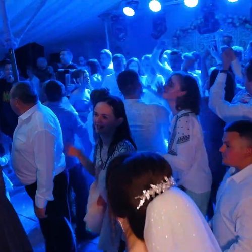 We booked dj volbeat to our wedding. Everything wa