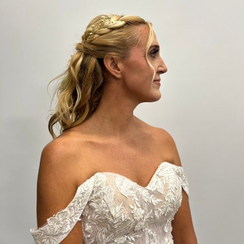 Bridal hair and makeup 