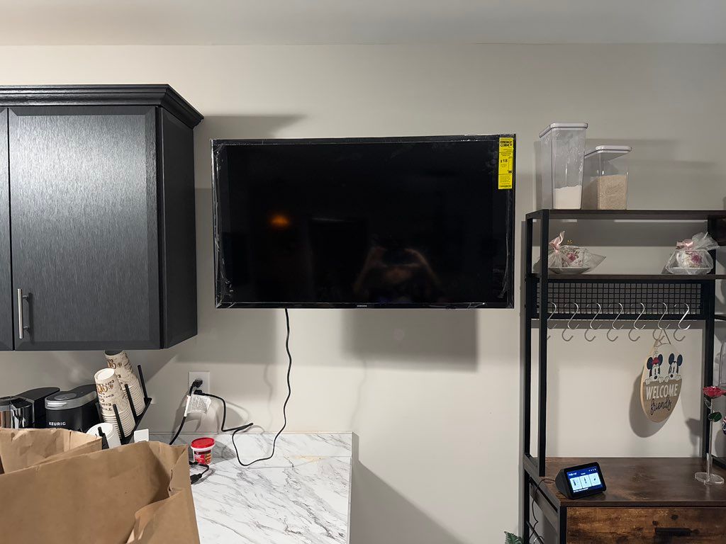 Mounted a tv on my wall. Did a GREAT job! I even a