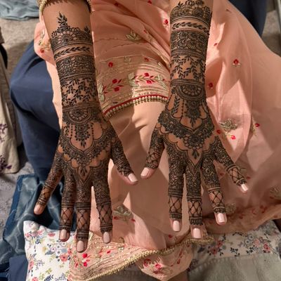 Avatar for Henna by Tuba