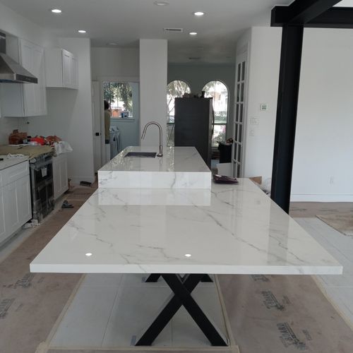 I wanted to upgrade my kitchen countertops. Aly br