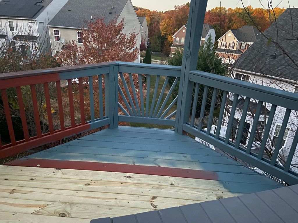 Deck Staining and Sealing